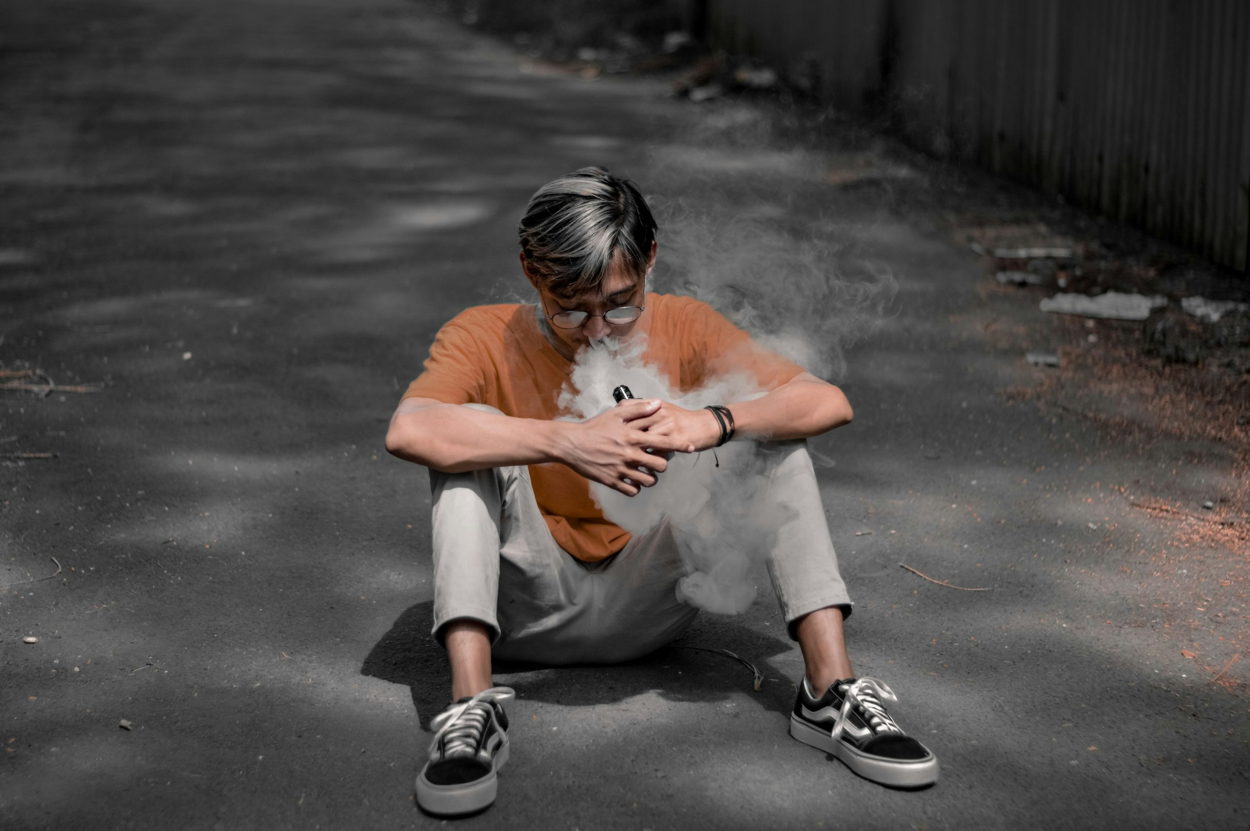 Vaping Vs Smoking Weed: Which Is Safer?