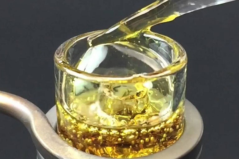 The-Strongest-Strains-on-the-Planet-clear-concentrate-dabs