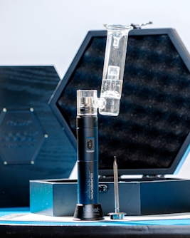 Dr. Dabber Boost Portable Rig