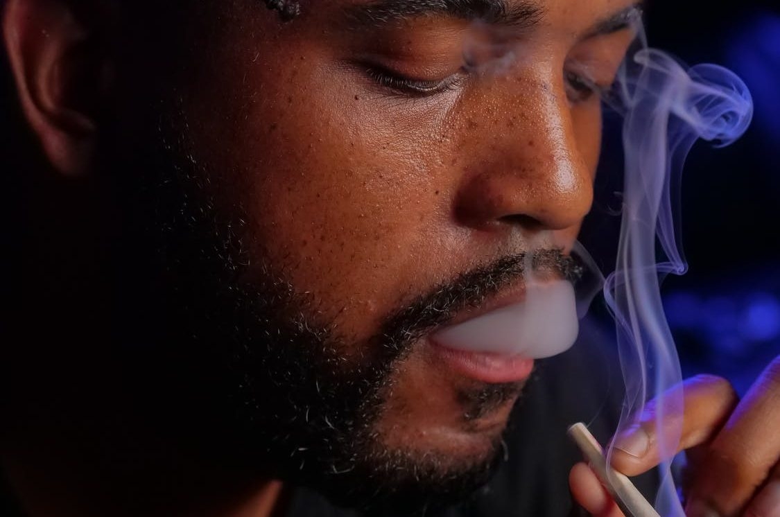 How To French Inhale In 4 Easy Steps