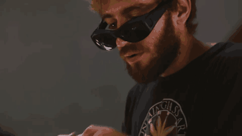 How To Make A Glass Pipe For Smoking