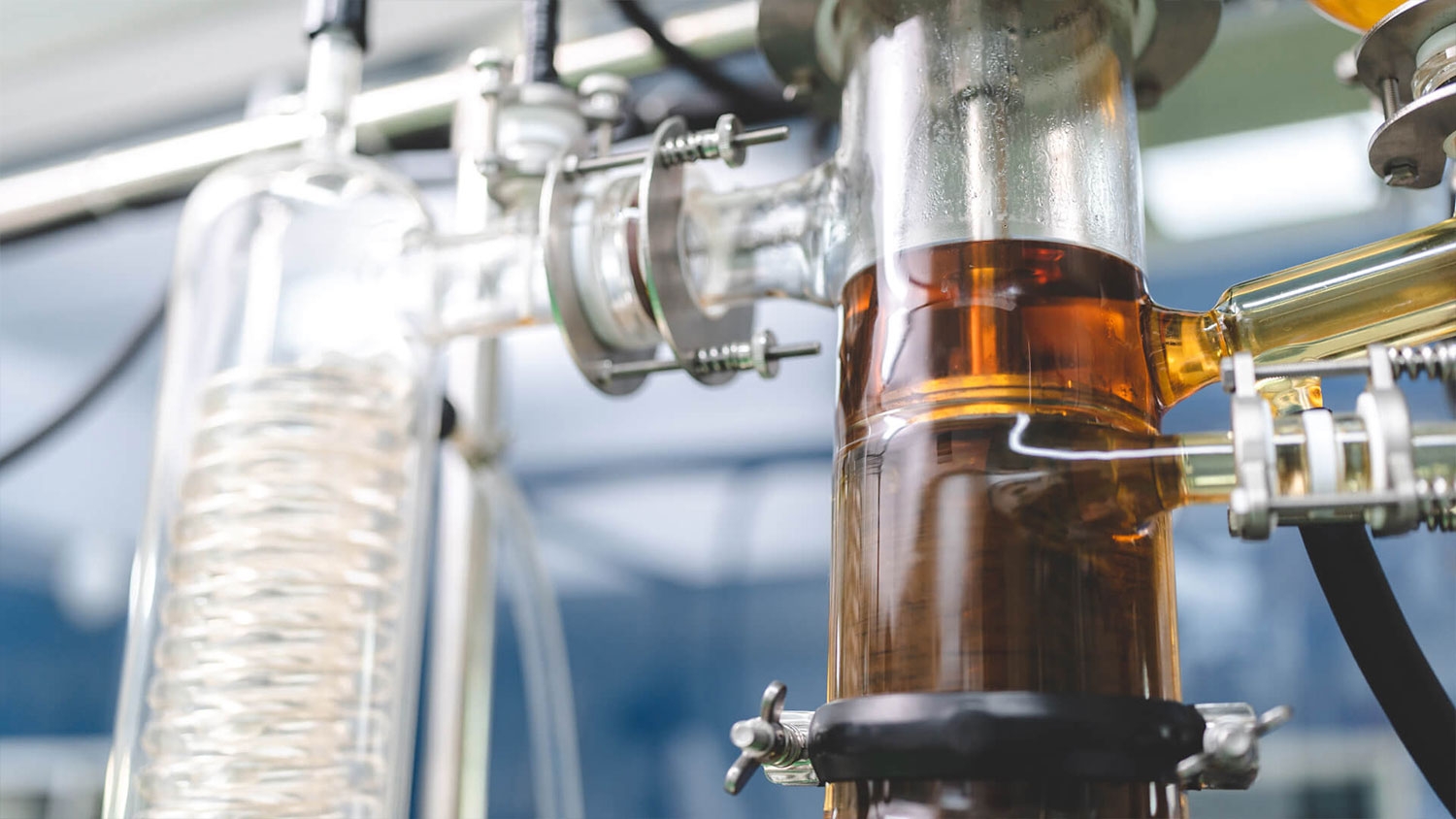 Ethanol Extraction Vs. CO2 Extraction: What Is The Best Way To Make Hemp Oil?