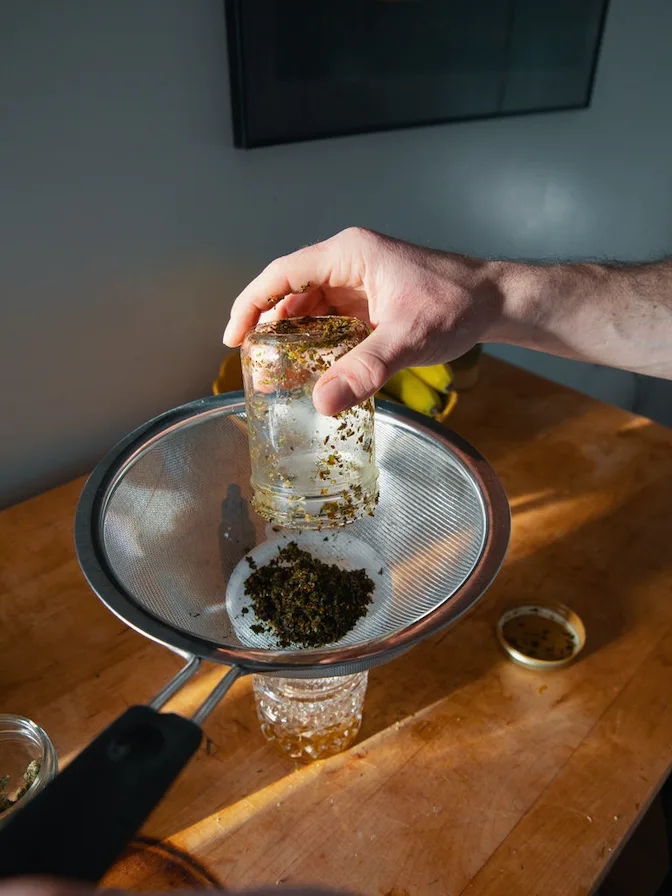 How To Make Green Dragon Tincture: 8 Easy Steps