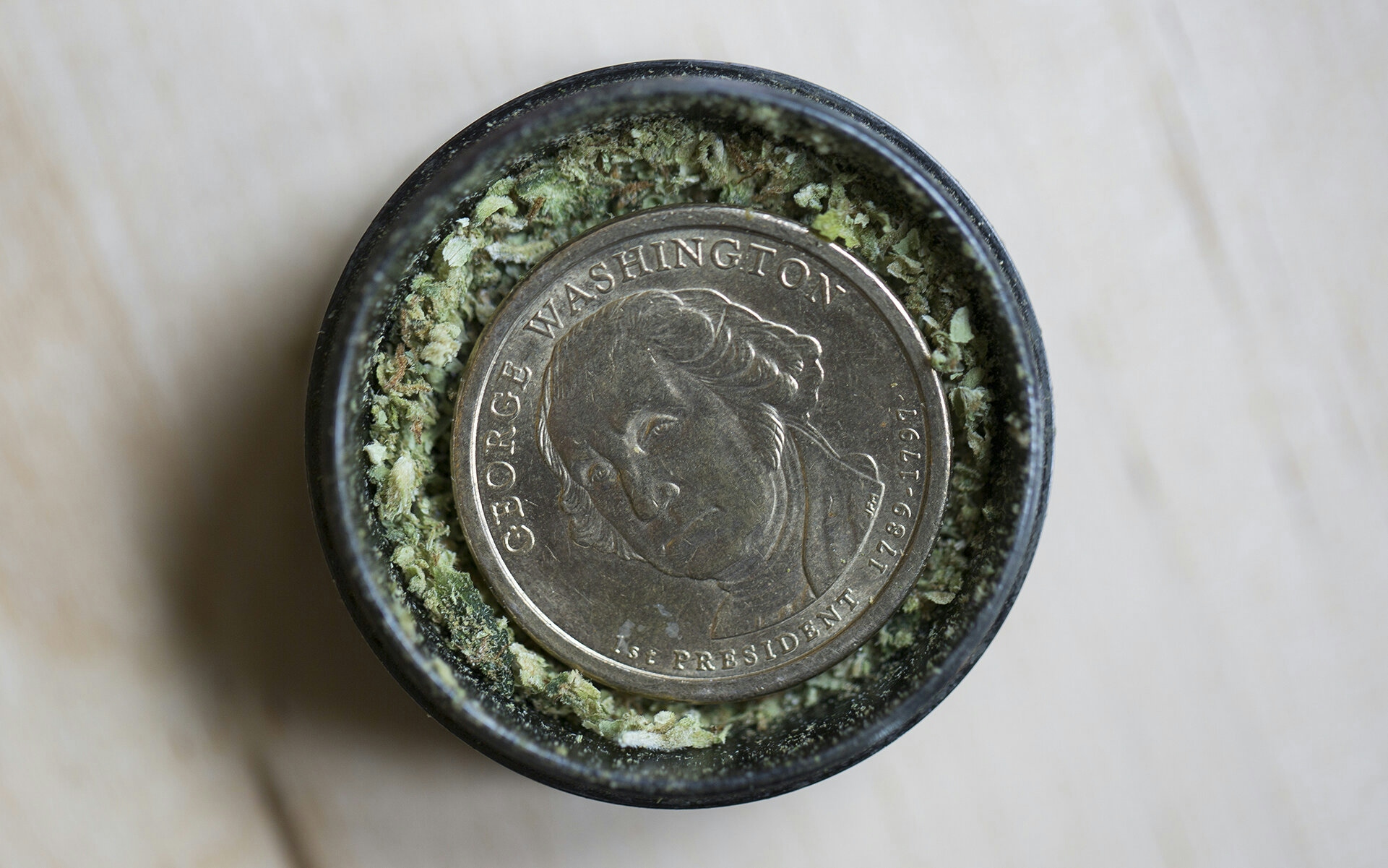 How To Clean A Grinder In 5 Easy Steps