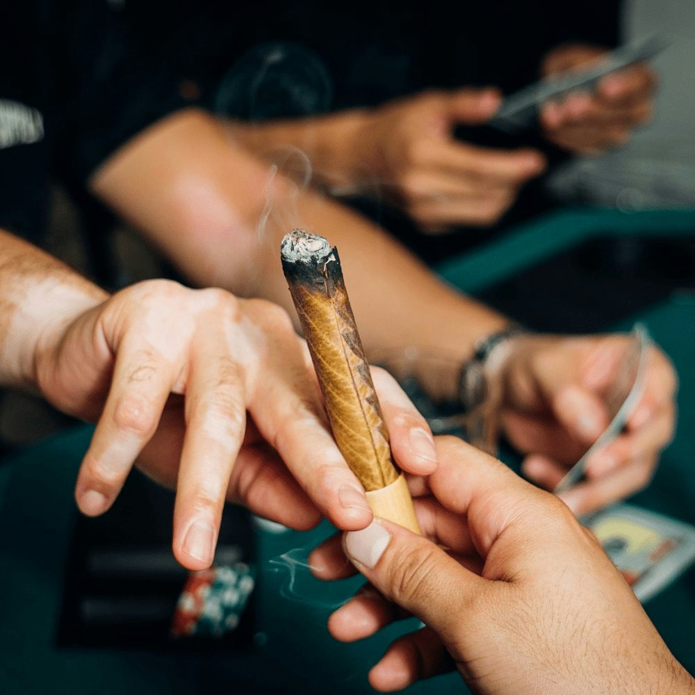 How To Roll A Backwoods Blunt