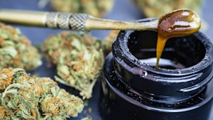 Full-Spectrum vs. Distillate Cannabis Extracts: What’s The Difference?