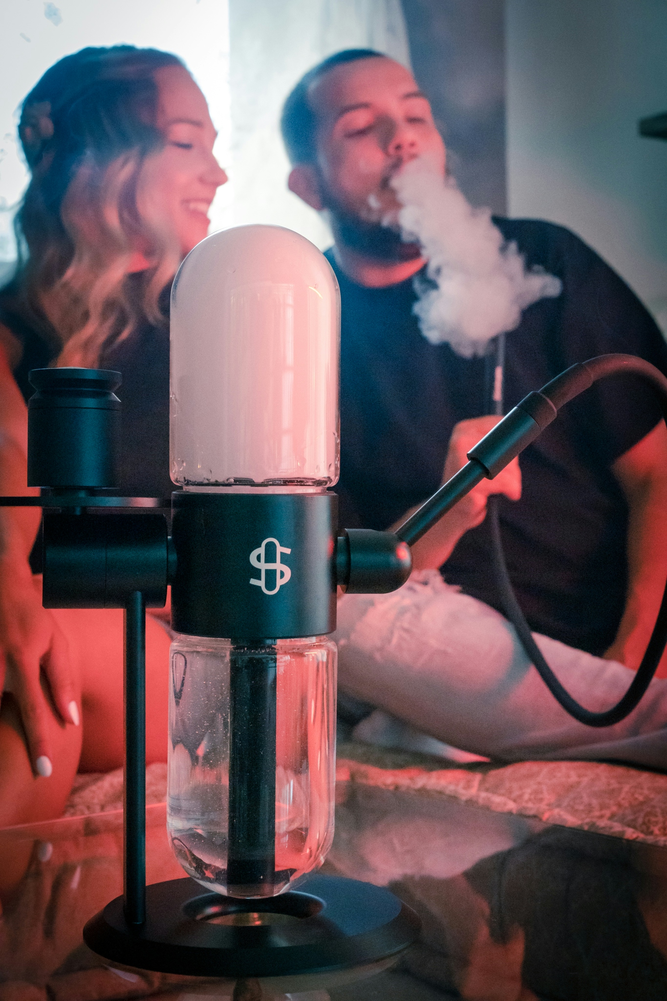 Finally, You Can Buy The Same Elegant Gravity Bong As Seth Rogen