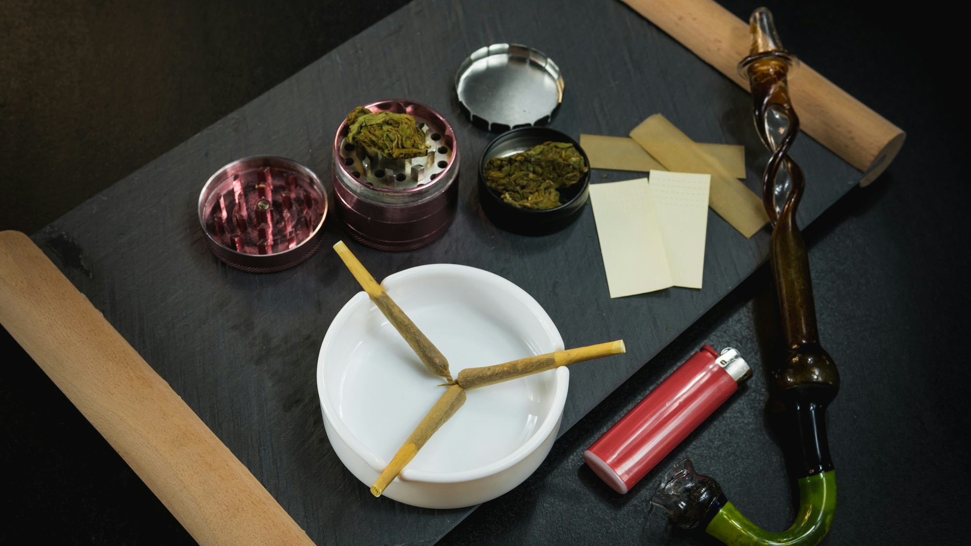 5 Must Have Cannabis Accessories For Every Successful Stoner Herb