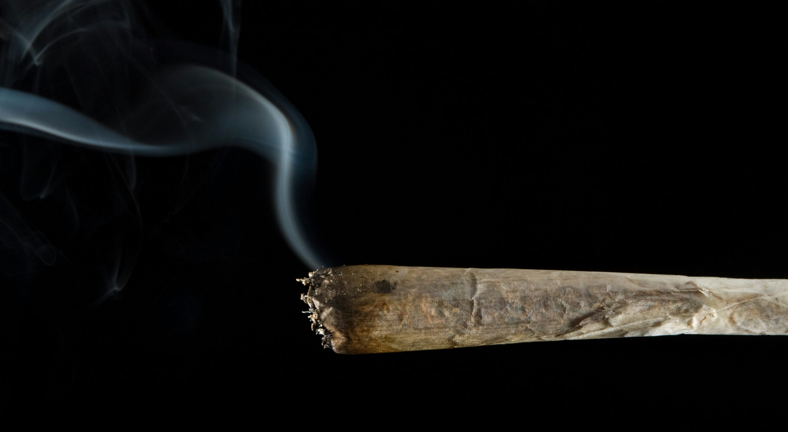 15 Stoner Problems That Totally Ruin The Vibe (And How To Fix Them)