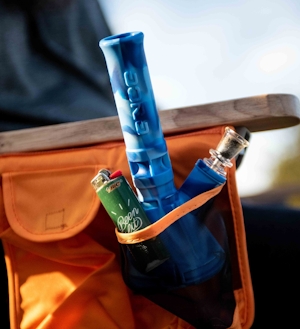 Eyce Mini Beaker Review: Your Ultimate Bong Travel Partner