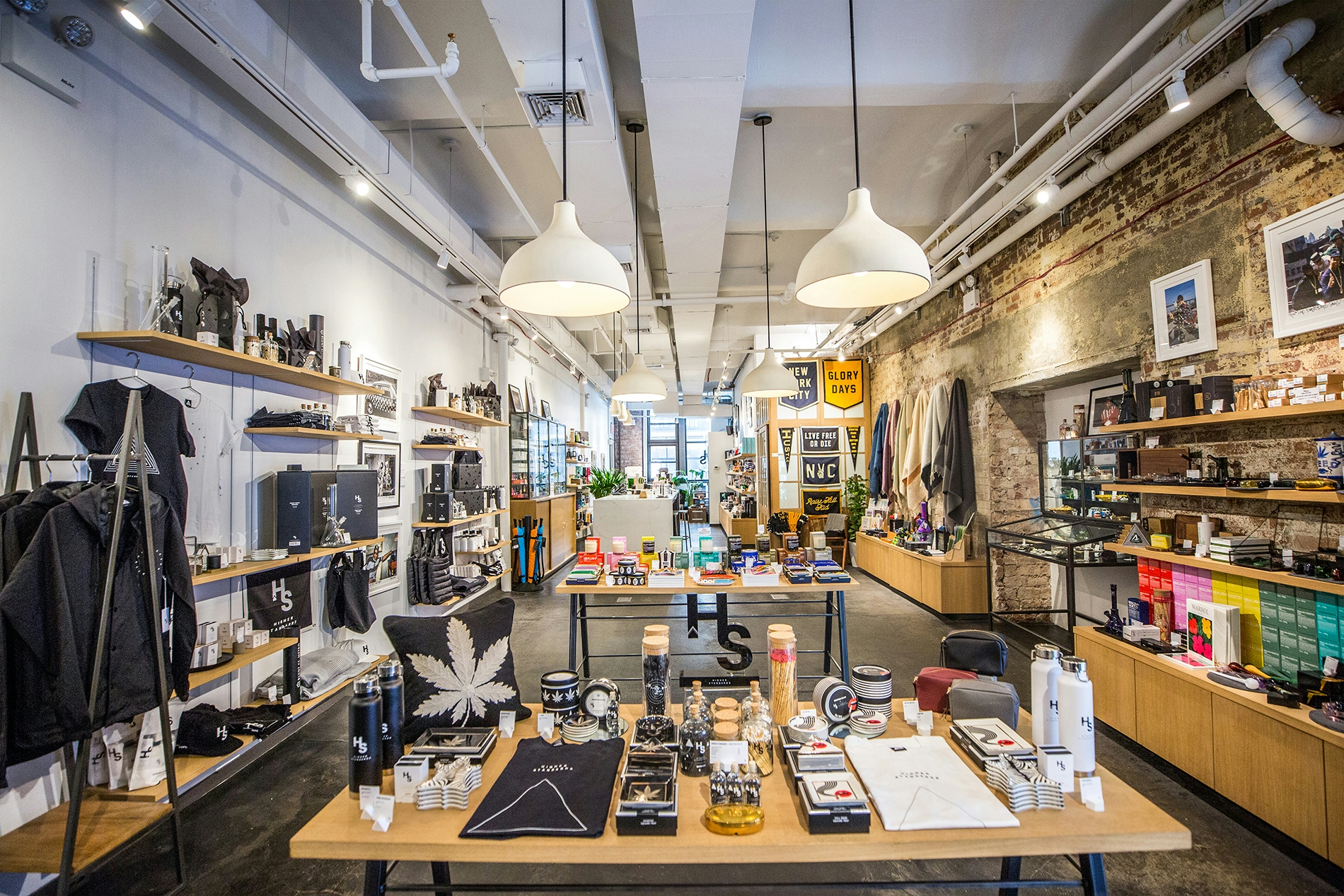 Higher Standards Glass Review: Designer Glassware For True Connoissseurs