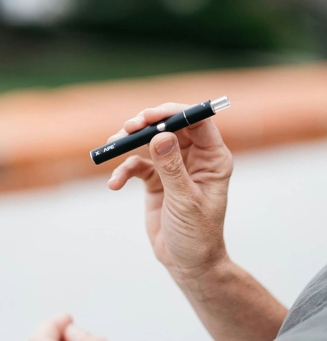 XVAPE Cricket Review: Your Portable Dabbing Solution