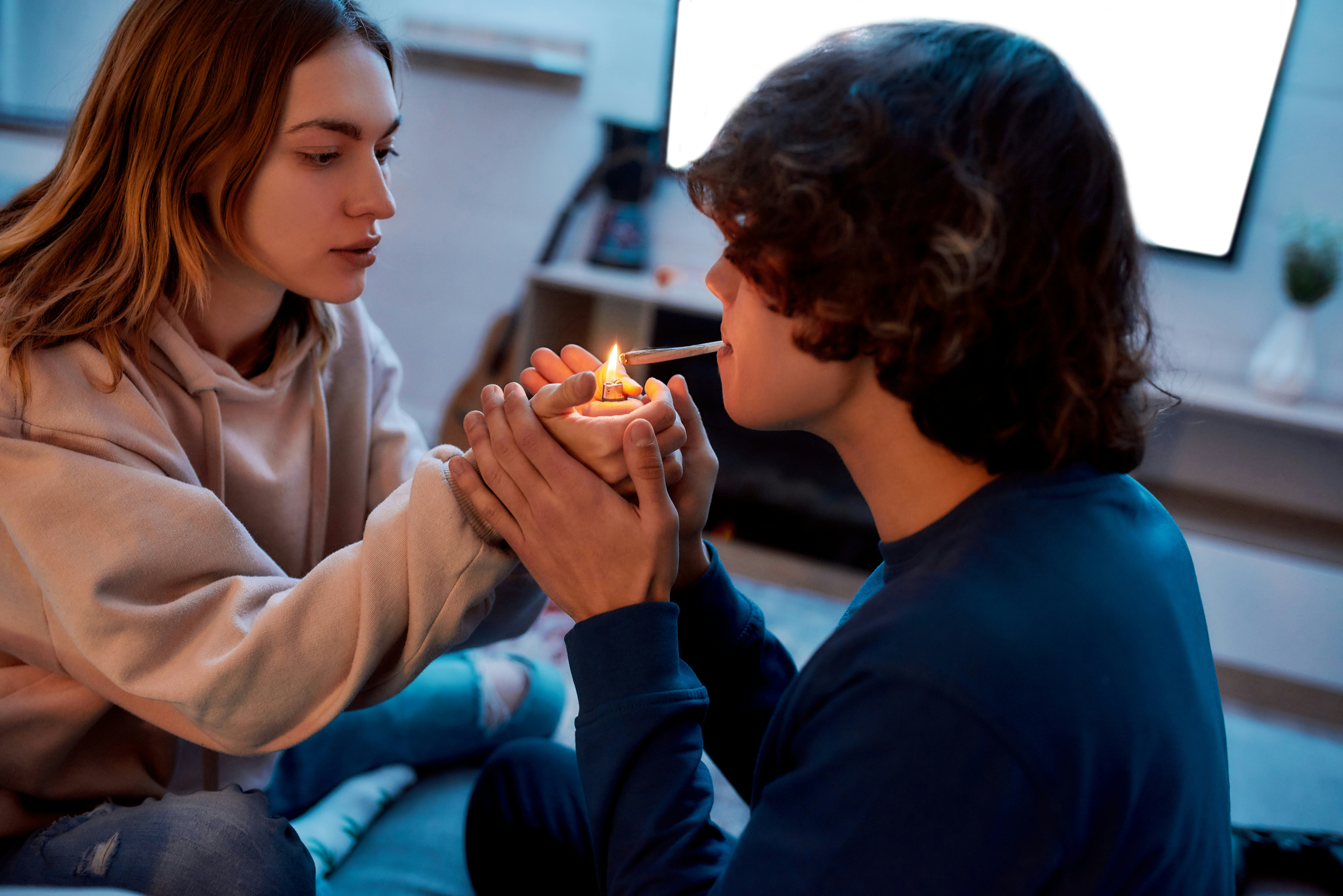 Relationship Problems Every Stoner Will Understand
