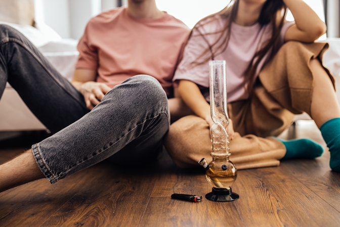 Relationship Problems Every Stoner Will Understand