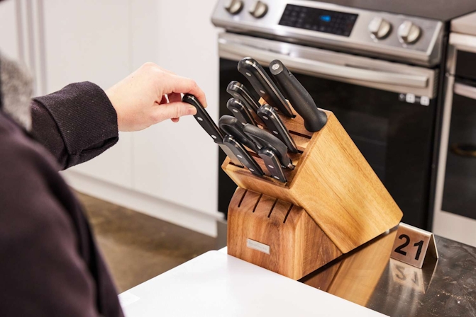 10 Ways To Smoke Weed Without A Pipe, Papers, Or Bong