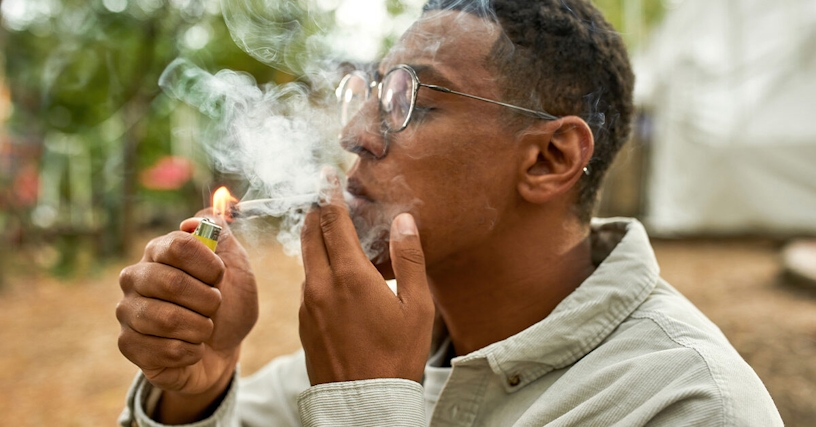 How To Avoid Being Paranoid While High