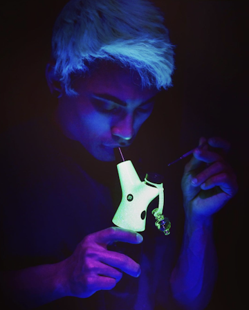 Pulsar RöK Review: Is This The Best Dab Rig Out There?