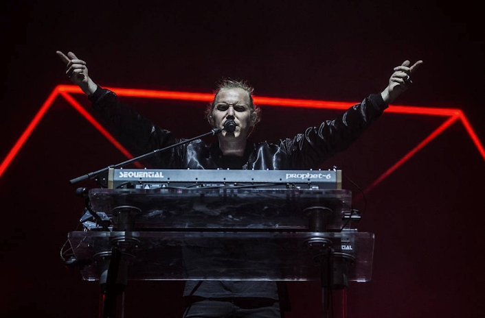 What You Can Expect From RÜFÜS DU SOL’s New Album, ‘Surrender’