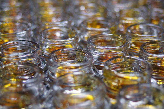 Live Resin: What Is It, How It’s Made, & Top Products On The Market