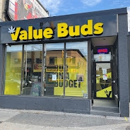 Toronto Is Packed With Cannabis Stores That Look Like Budget Grocery Stores