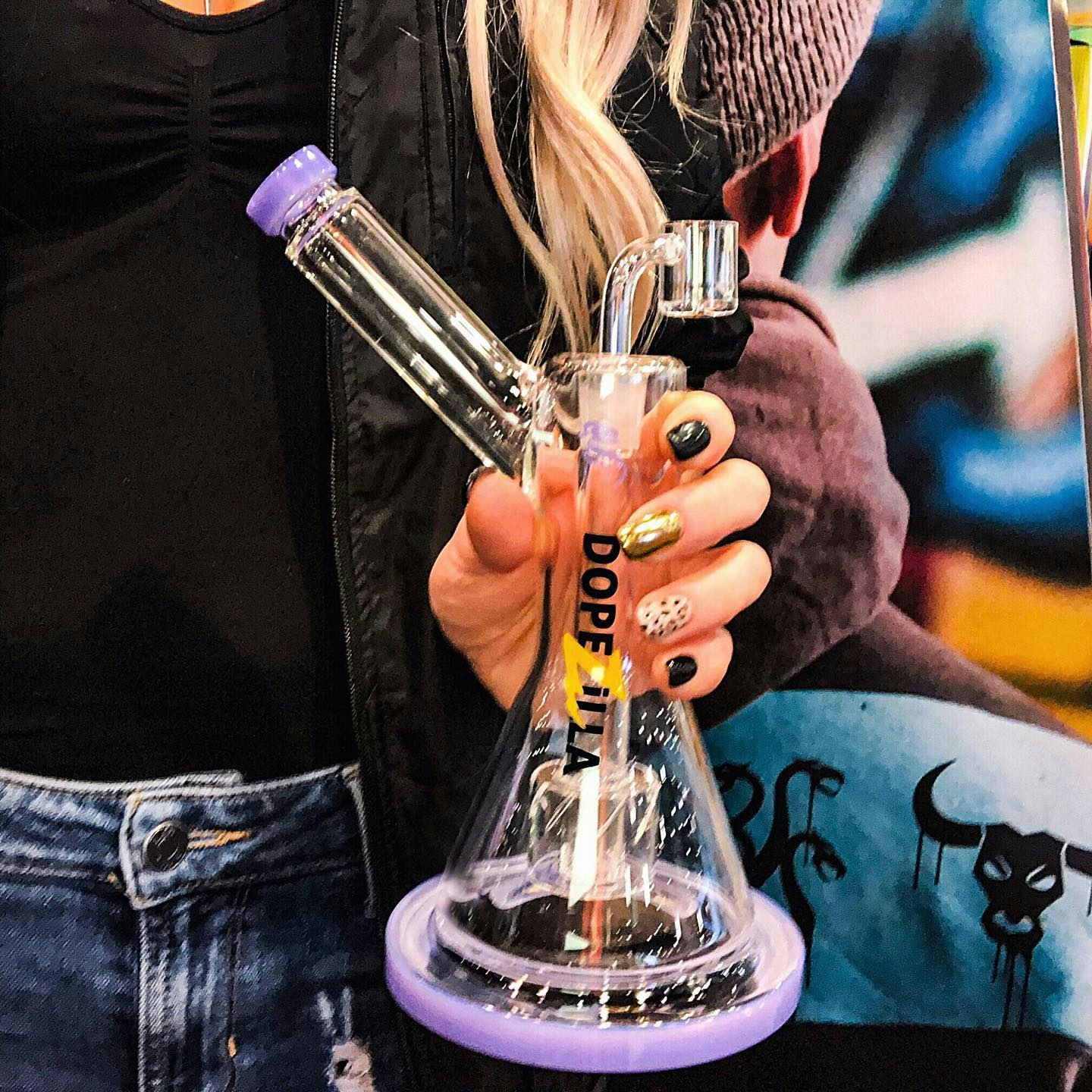A Complete Guide To Dopezilla Bongs