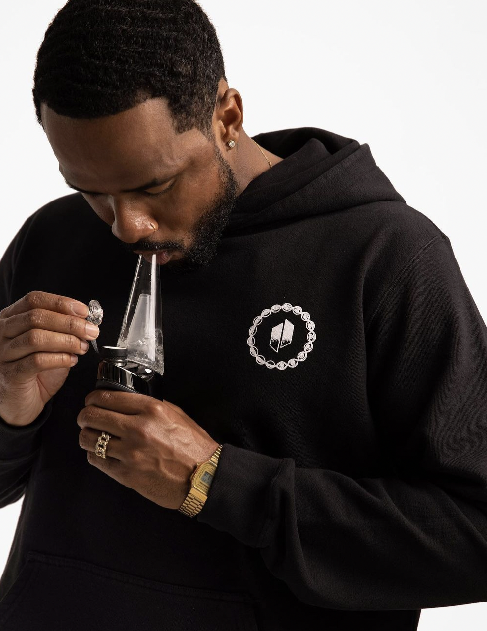 Puffco Peak vs Peak Pro: Is It Worth The Upgrade?