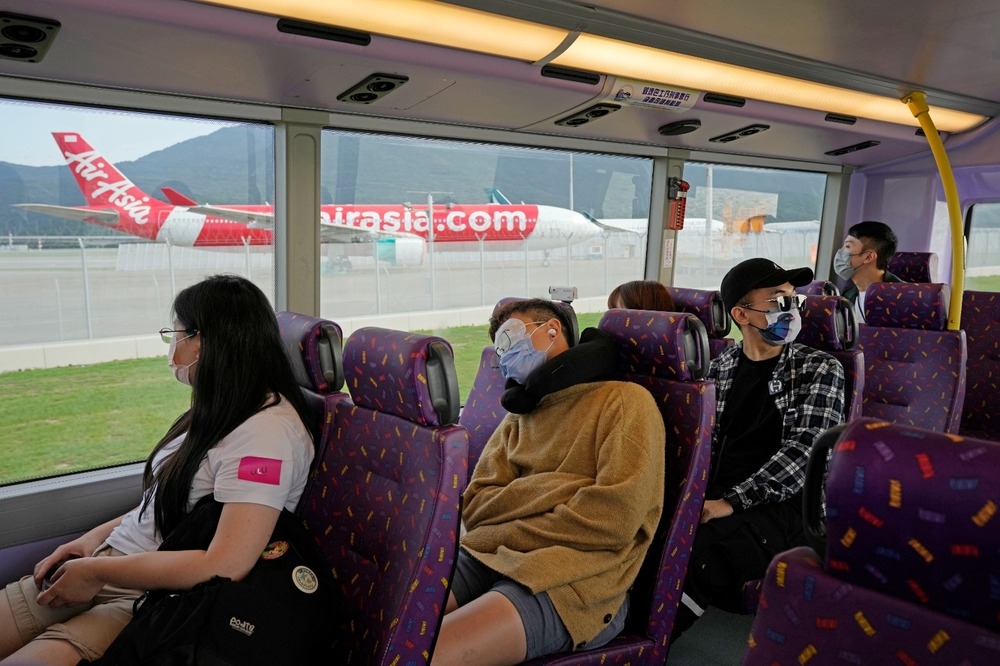 All Aboard: This Hong Kong Bus Tour Helps You Catch Up On Sleep