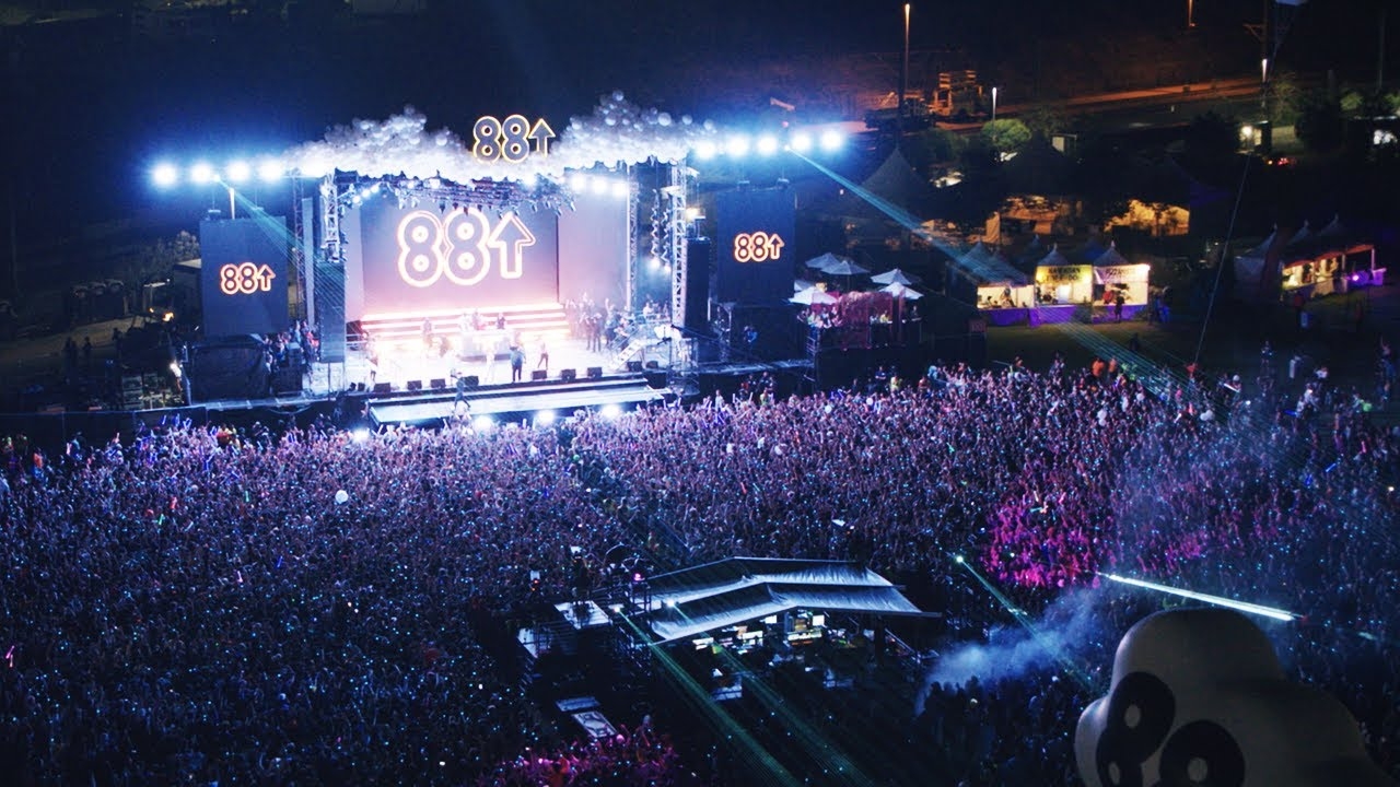 Welcome To November: A Guide Of Things To Do This Month When You’re High In LA