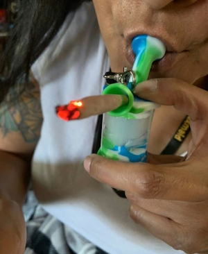 Waxmaid Blunt Bubbler Review: The Ultimate Travel Piece