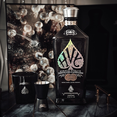 This Company Just Released A Stunning 1-Liter Bottle Of Acapulco Gold Tincture