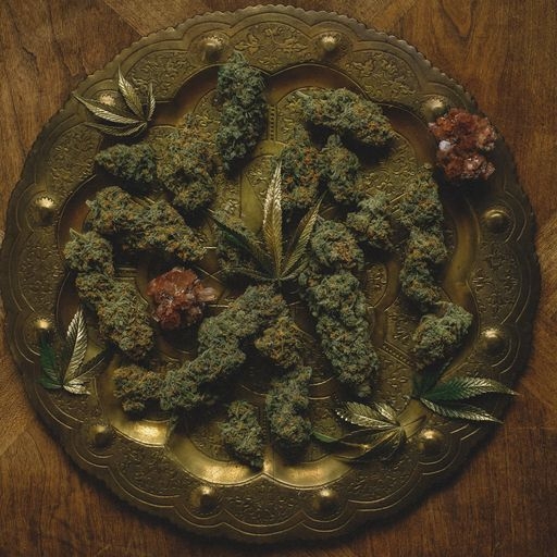Five Tips For A Deeper & More Conscious Cannabis Consumption