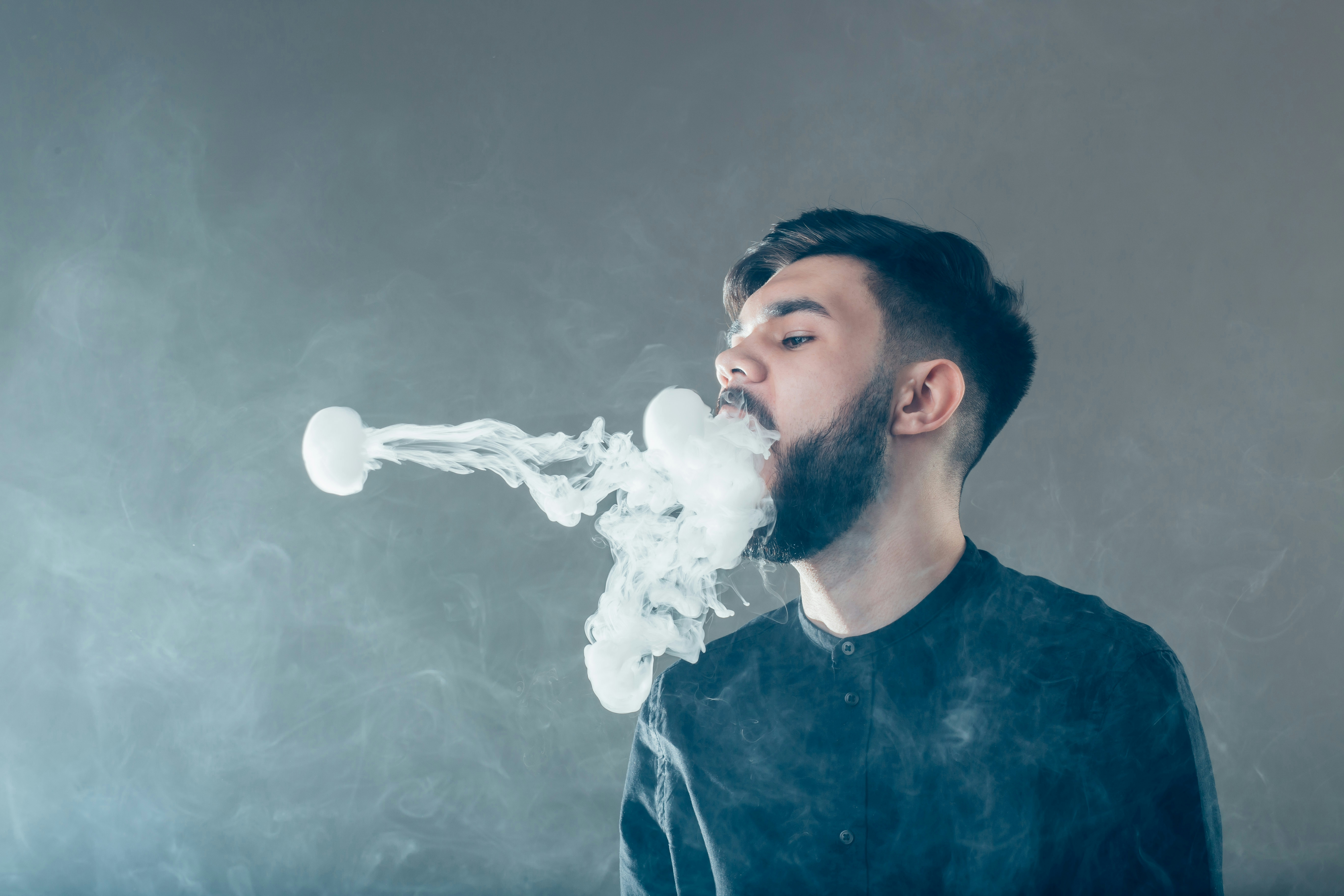 The Best Smoke Tricks To Perform With A Bong