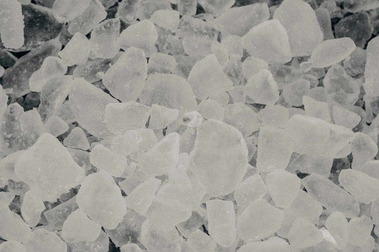 The Best Smoke Tricks To Perform With A Bong