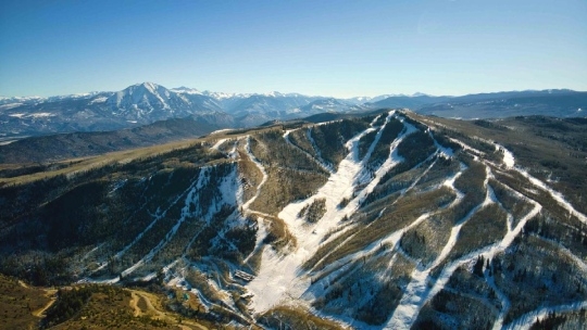 Best Snowboarding & Skiing For Beginners In Colorado