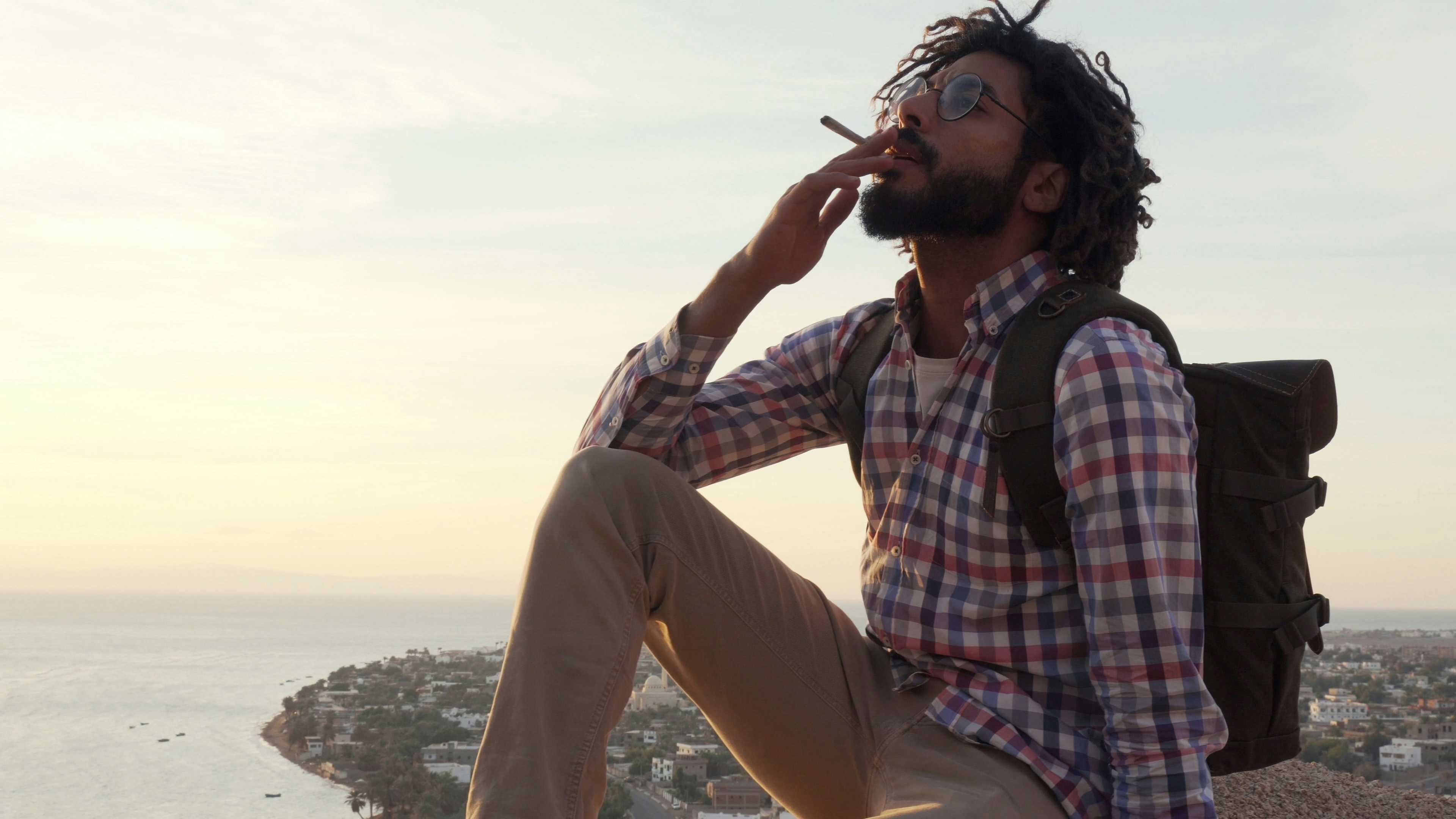 What Does Cannabis Do To Your Lungs?