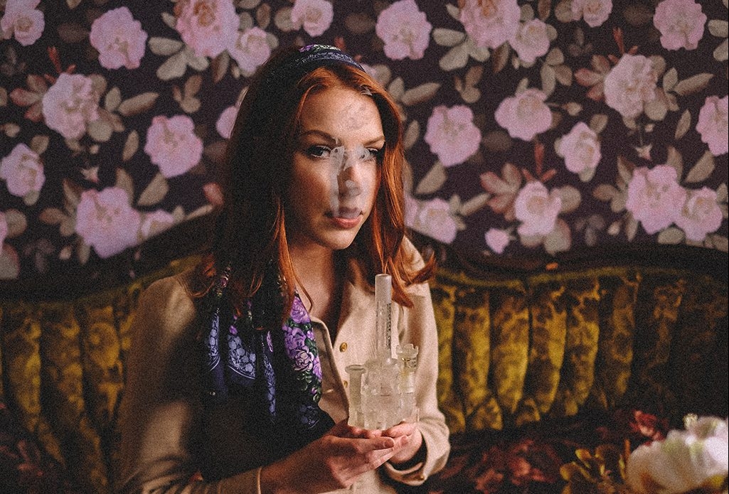 A Guide To Delta 8 Concentrates: Shatter Vs Diamonds