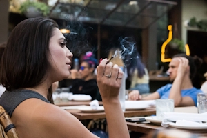 Industry Experts Say Cannabis Consumption Lounges Will Be The New Alcoholic Bars