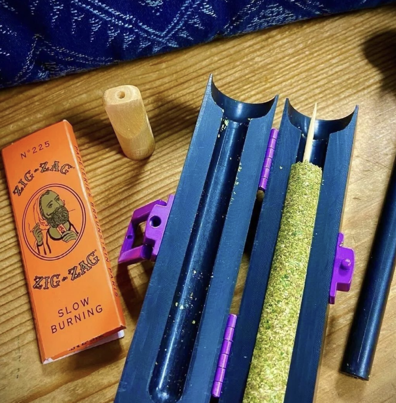 What’s The Difference Between A Thai Stick And Cannagar?