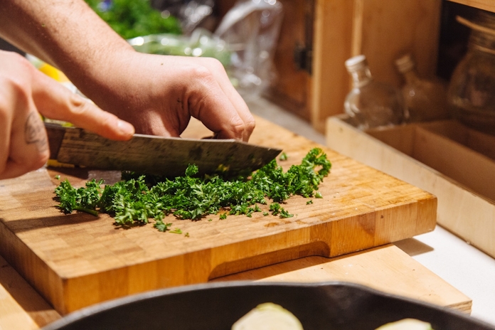 3 Best Cannabis Cooking Classes – Virtual & In-Person