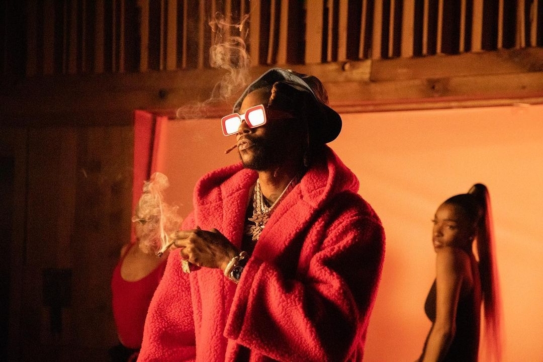 2 Chainz Takes Full Advantage Of Legal Weed In New York City