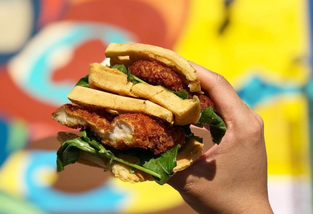 Herb Plated: Retro Dining At ‘Fred 62’ In Los Feliz