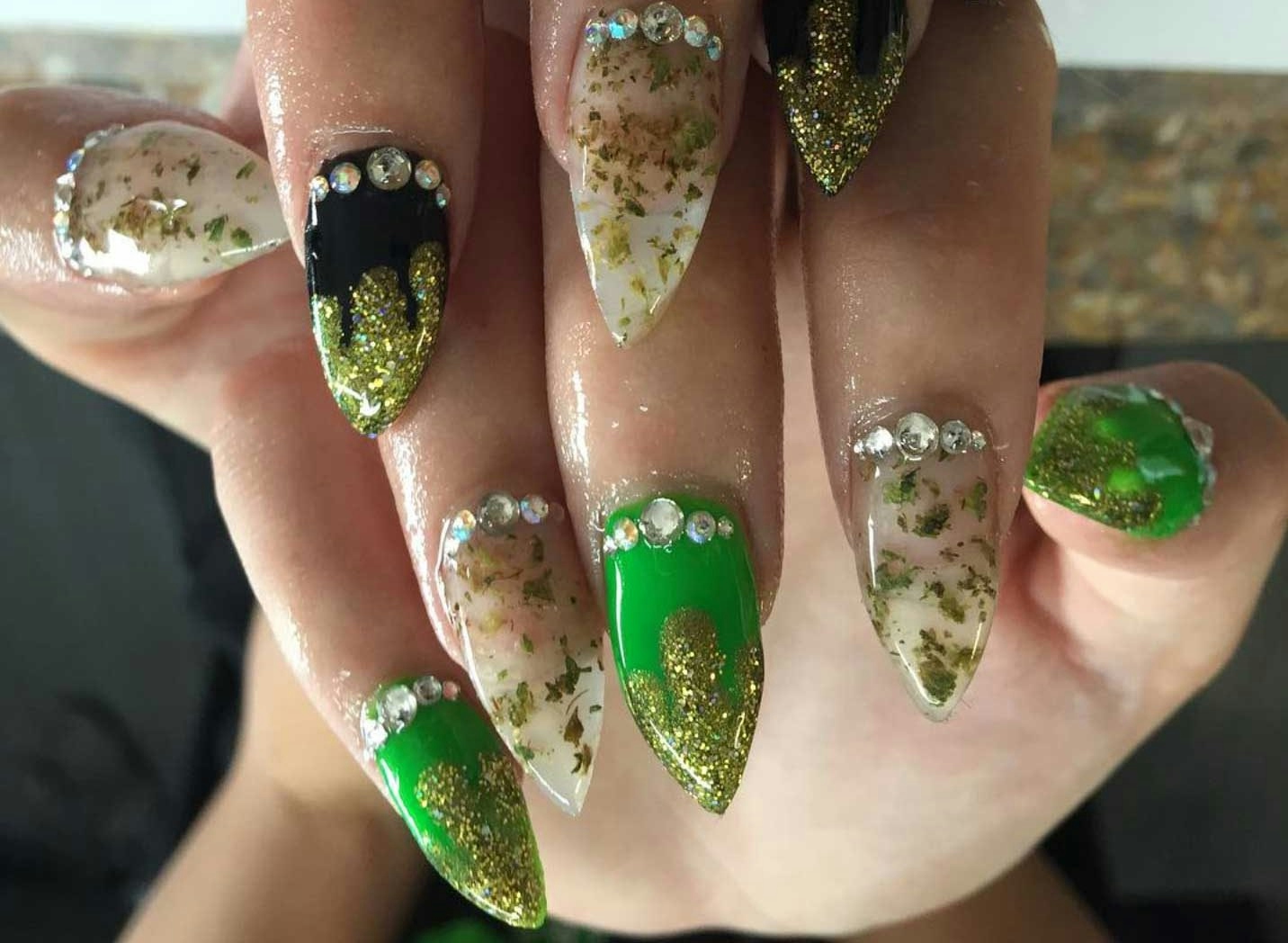 Weed Nail Ideas For Cannabis Lovers
