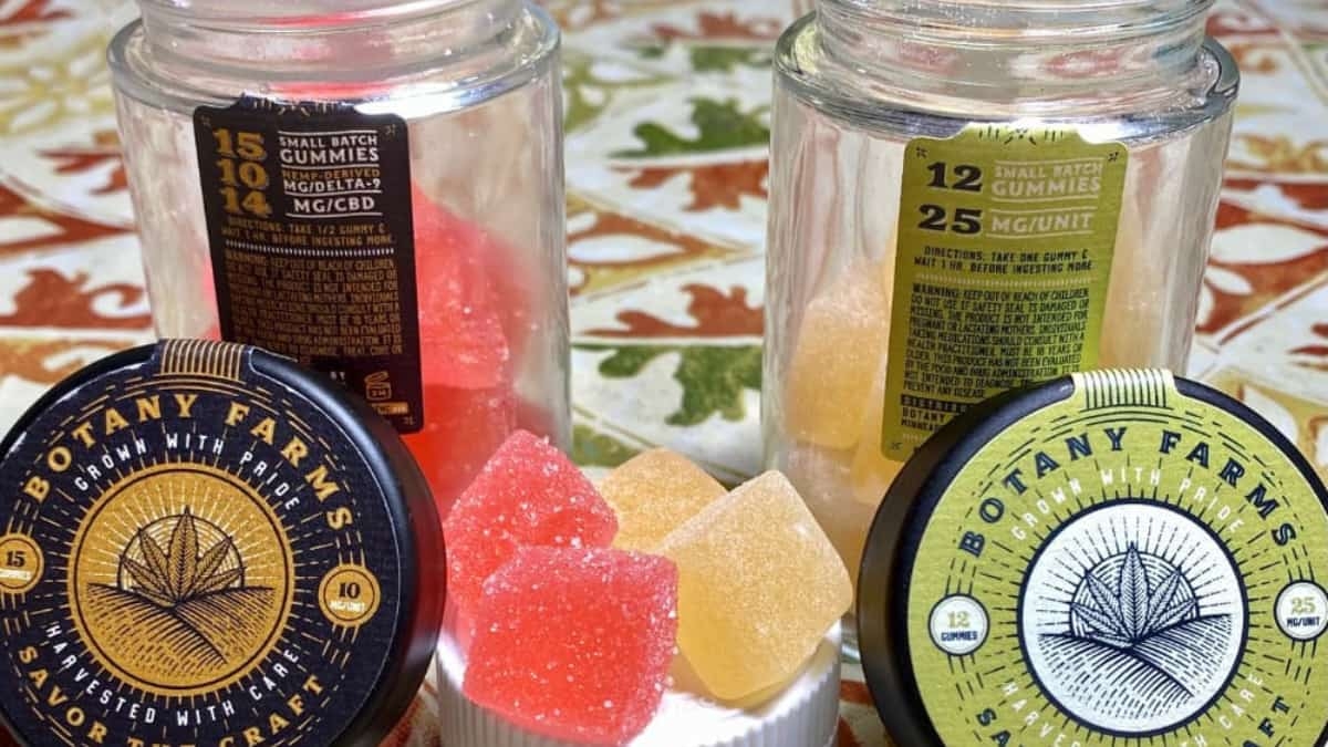 A Cannabinoid Comparison: Delta 8 vs. Delta 9 Experience