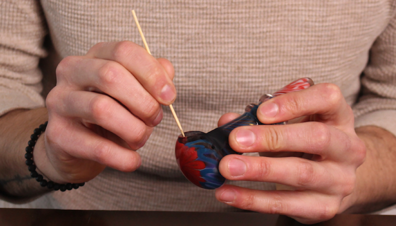 How To Actually Clean Your Pipe