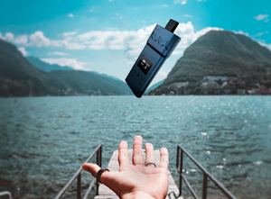 Elevate Your Vaping Game With AirVape’s Discreet & Portable Devices