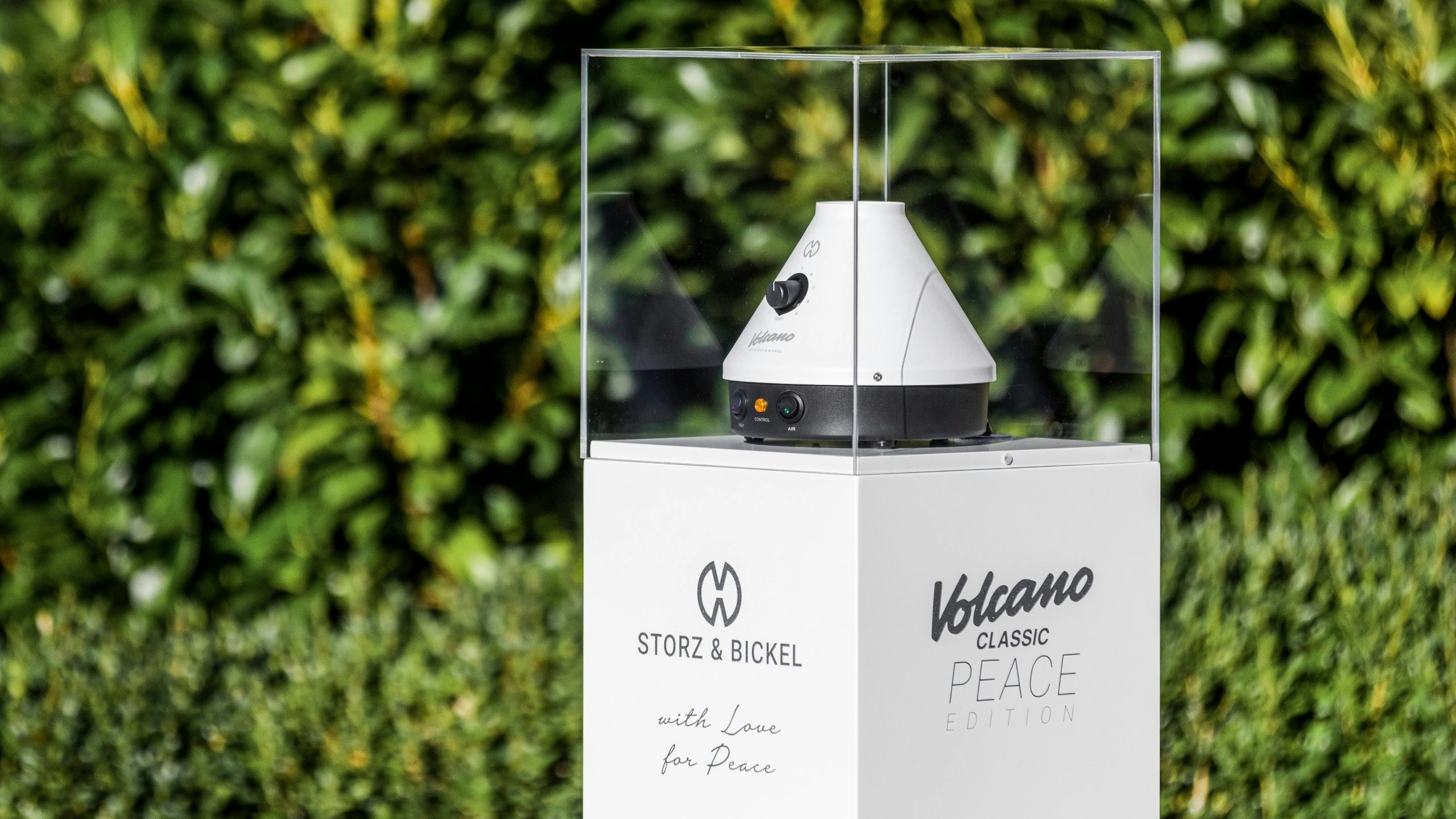 Bring Peace To Each Sesh With STORZ & BICKEL’s Limited Edition PEACE VOLCANO
