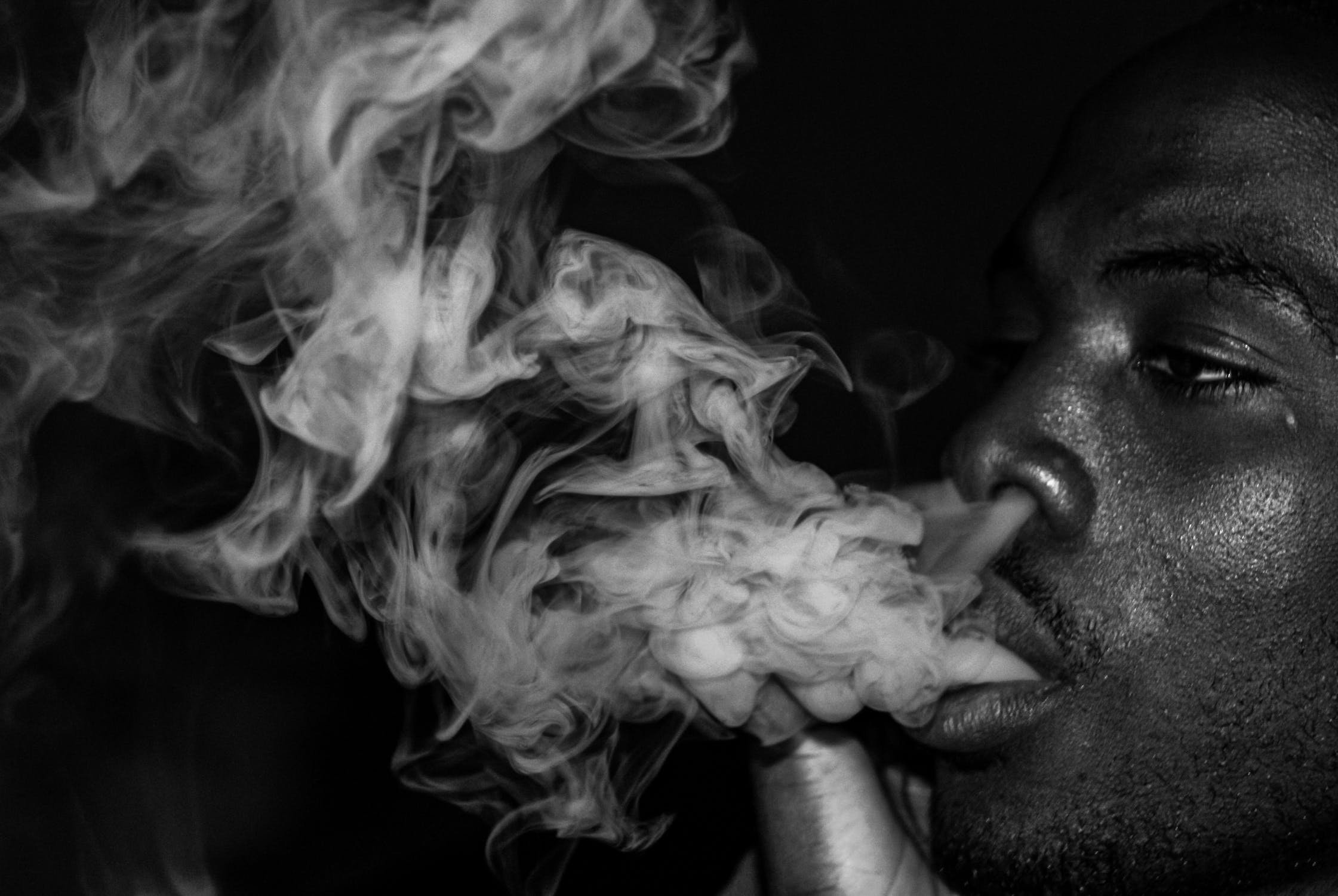 9 Best THC Disposable Carts In 2024