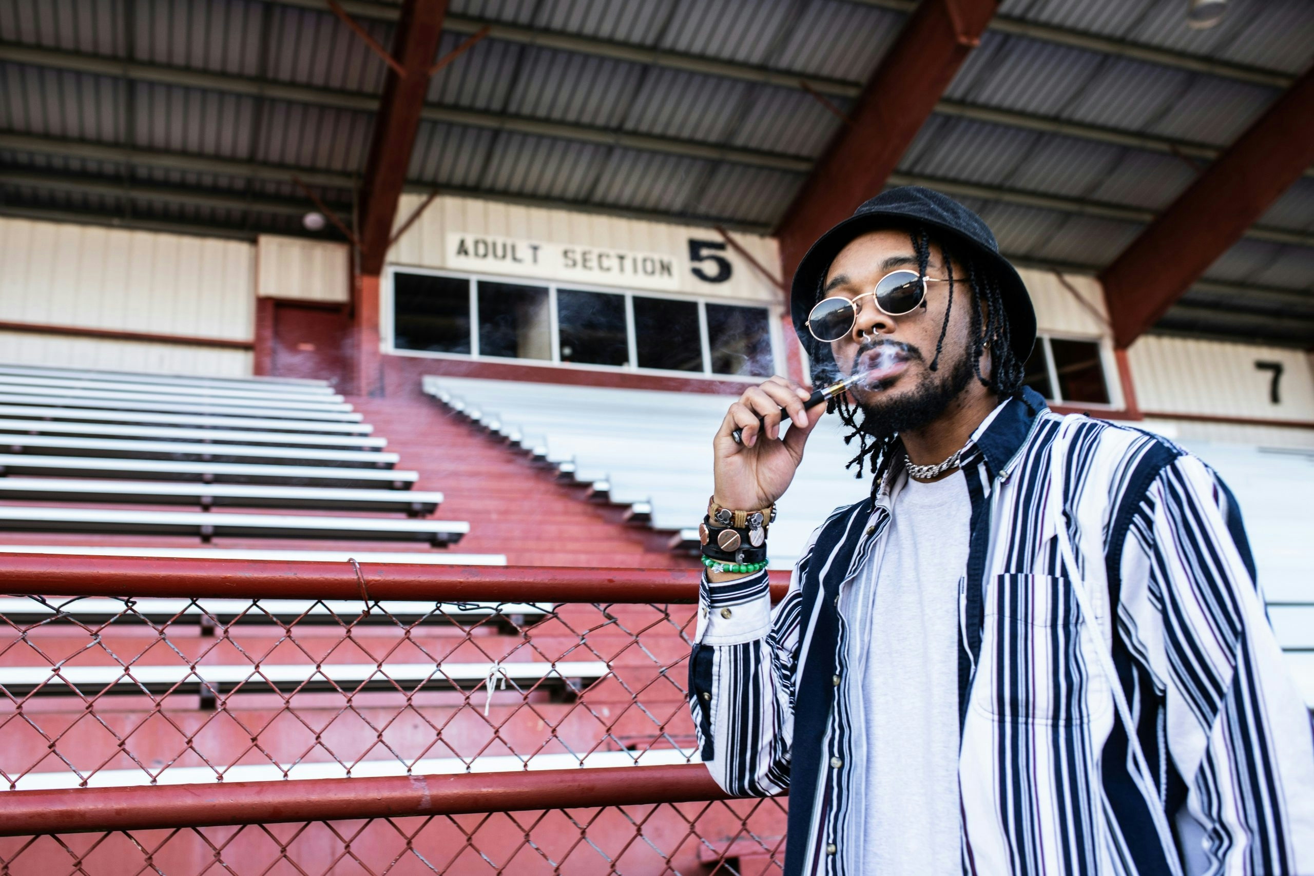 Broken Vape Cartridges Here’s What To Do With The Oil