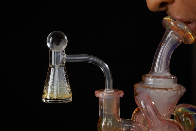 How To Take A Dab For The First Time & 5 Common Things You’ll Face