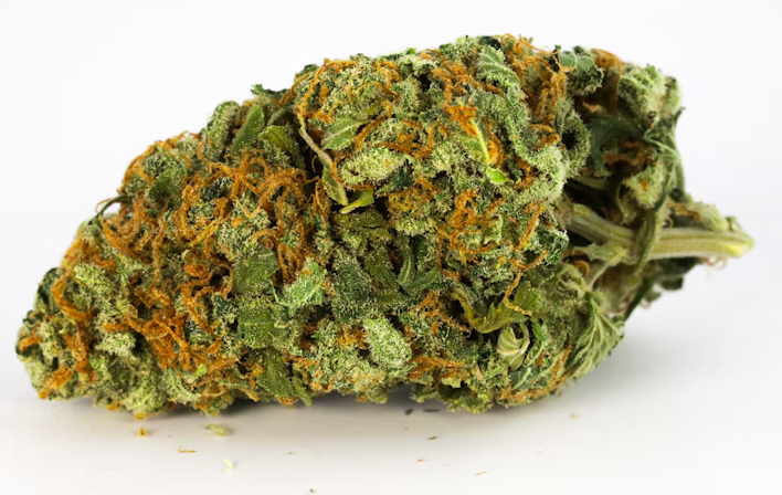 10 Strains To Smoke While Playing Board Games